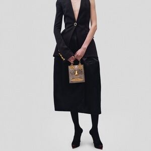 Chic Black Midi Skirt